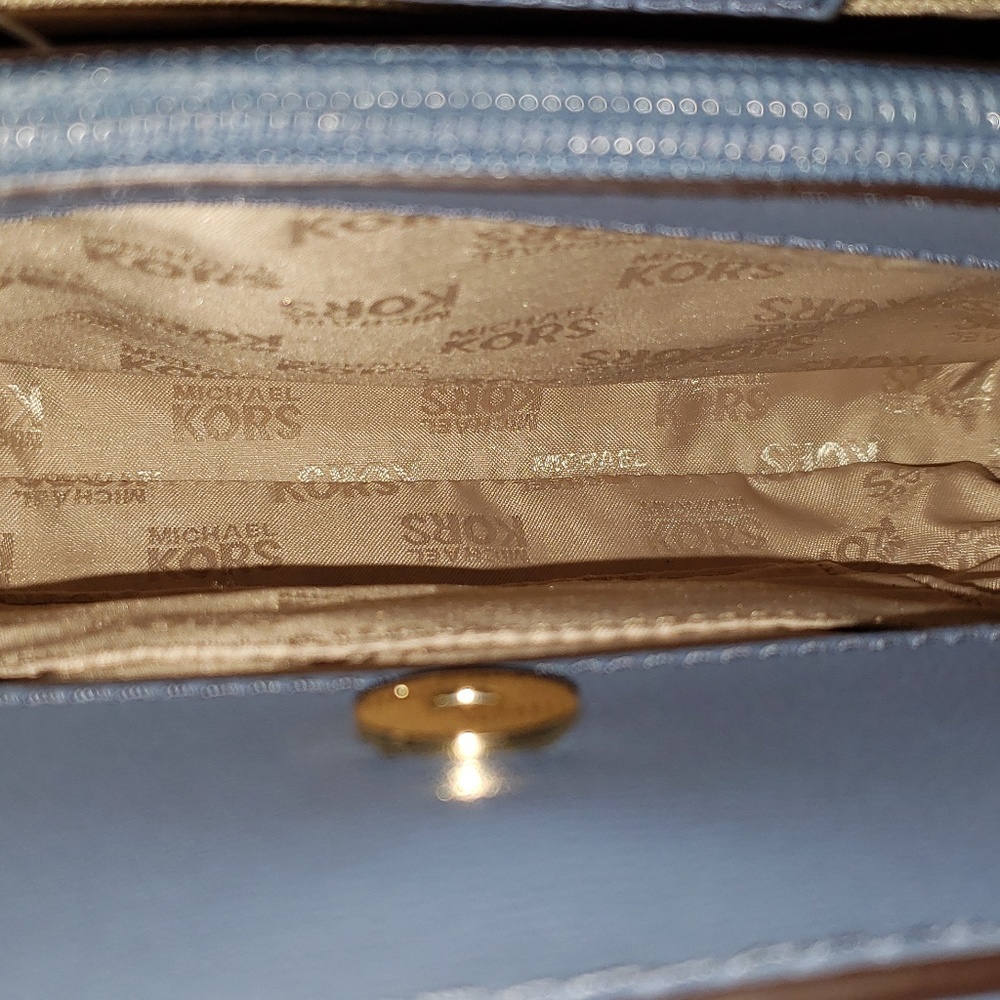MICHAEL Kors Purse - Picture 6 of 16